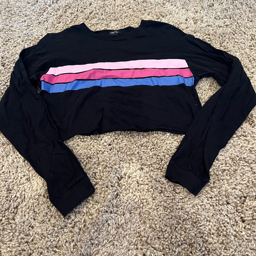 rue 21 long sleeve tee.